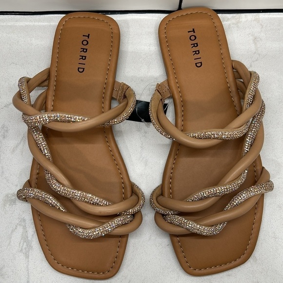 Torrid Embellished Twist Slide Beige (WW) Size 9 NWT - Picture 16 of 16